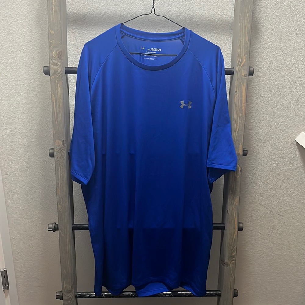 Under Armour short sleeve